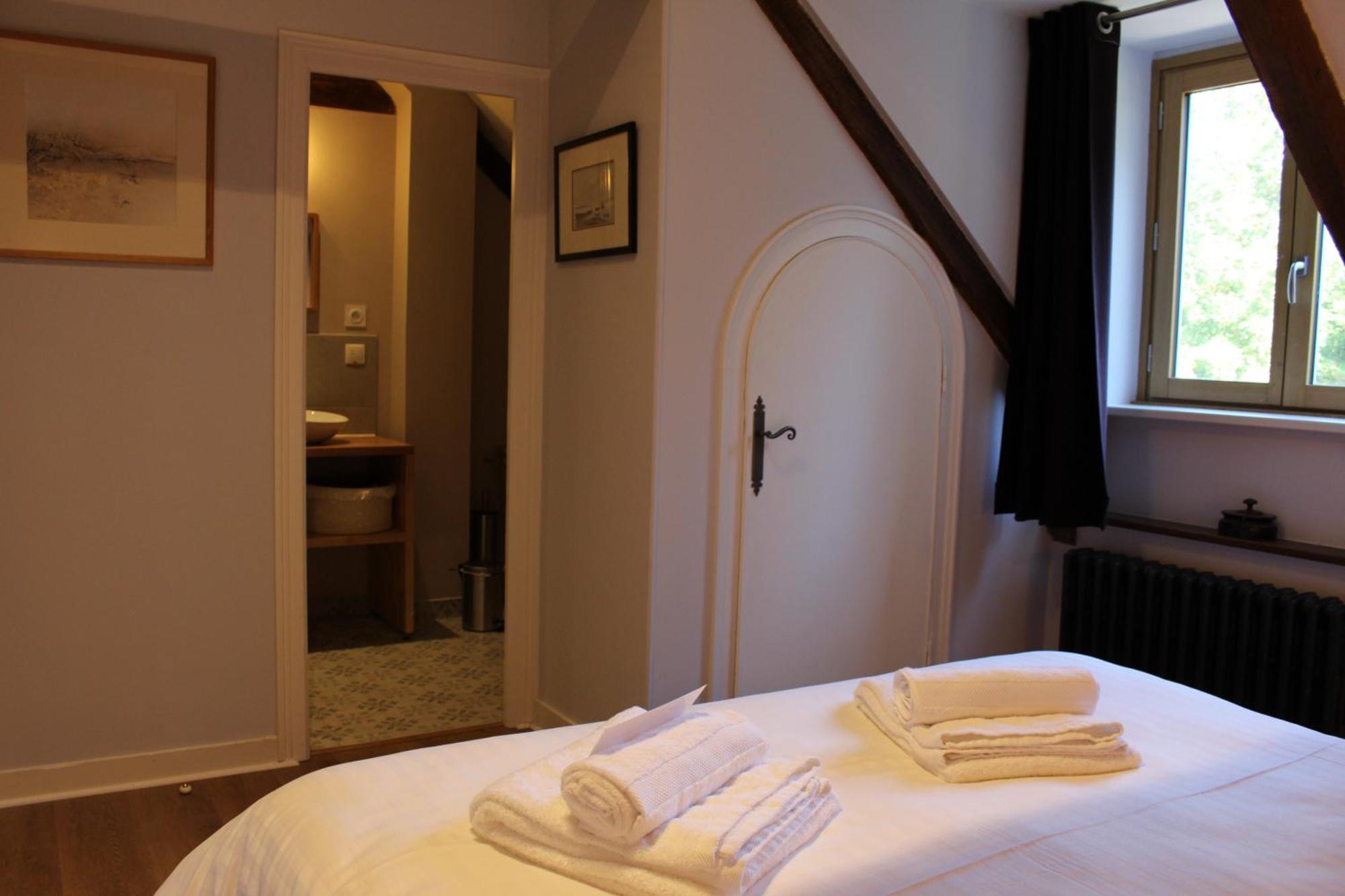 Manoir Du Moustoir - Hotel Les Empreintes Saint-Evarzec Bagian luar foto