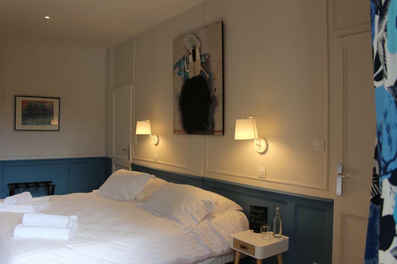 Manoir Du Moustoir - Hotel Les Empreintes Saint-Evarzec Bagian luar foto