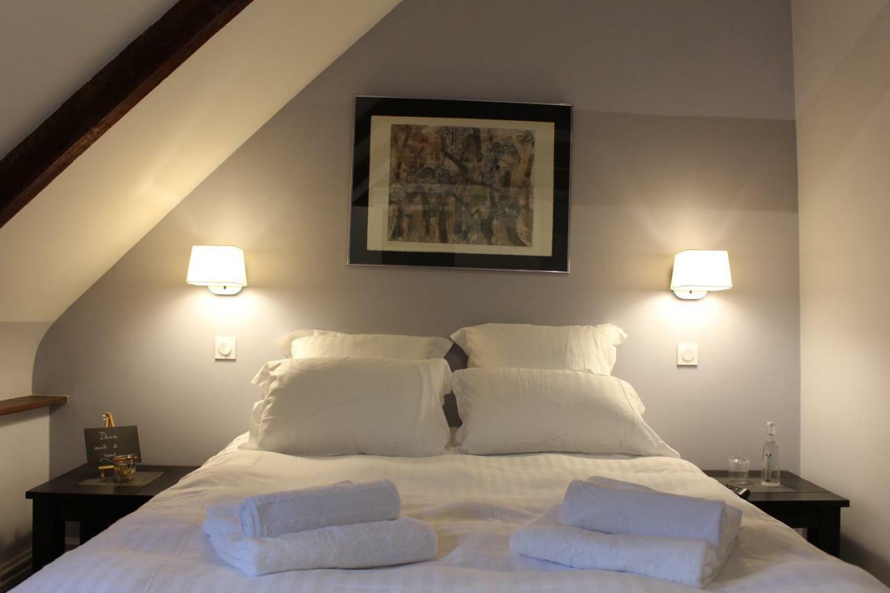 Manoir Du Moustoir - Hotel Les Empreintes Saint-Evarzec Bagian luar foto