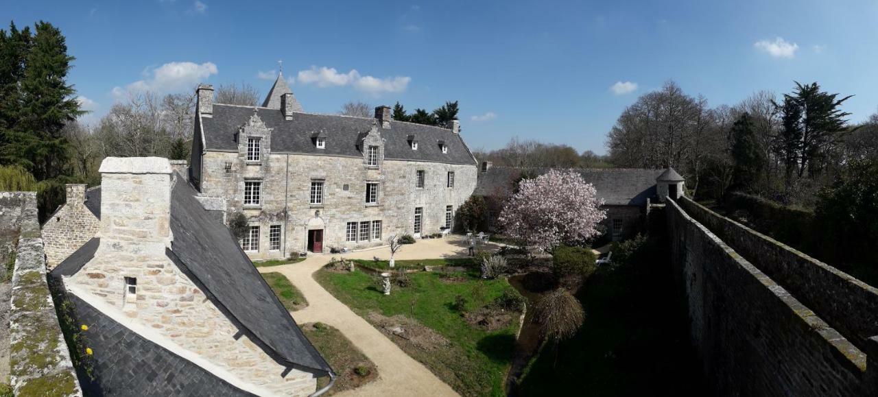 Manoir Du Moustoir - Hotel Les Empreintes Saint-Evarzec Bagian luar foto